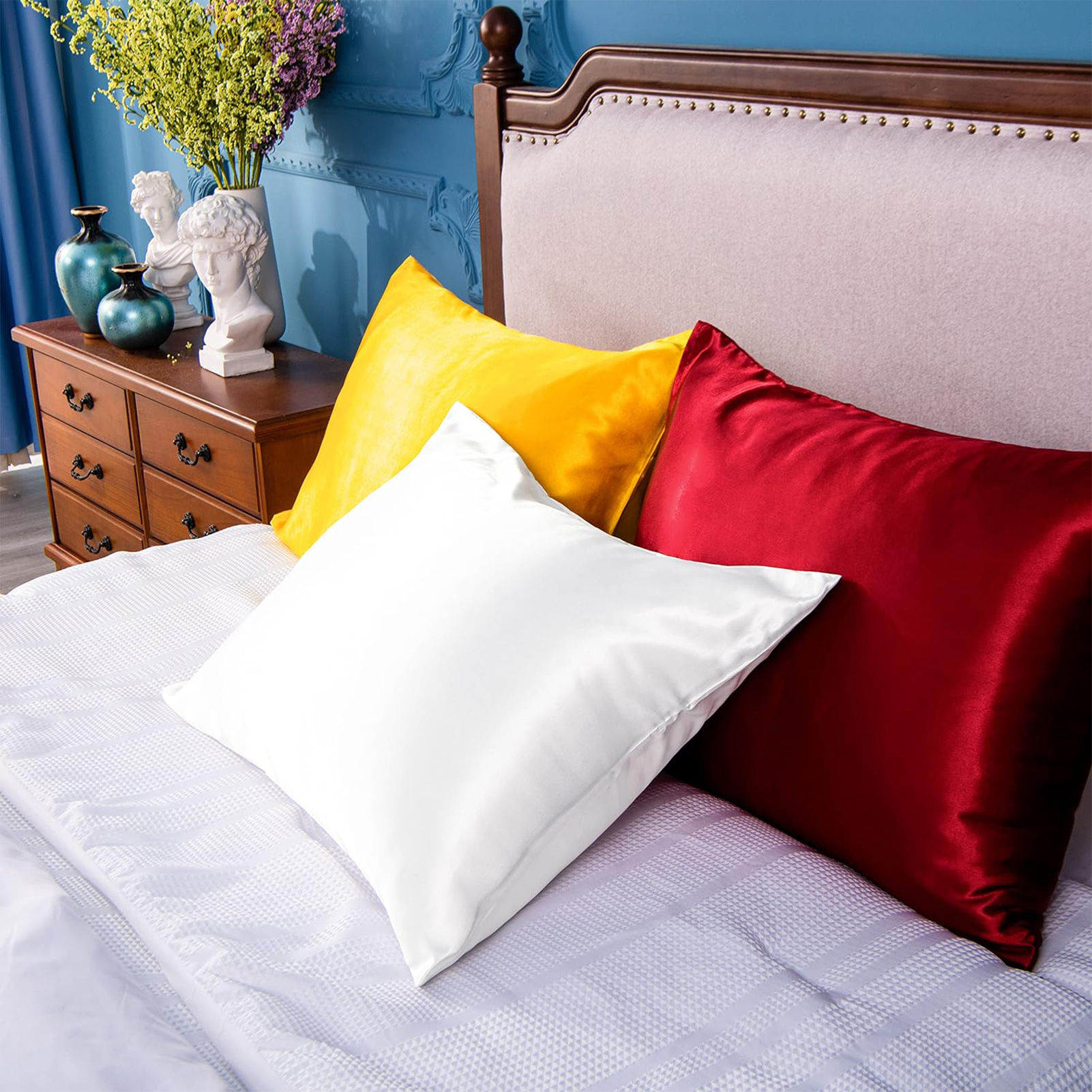 Satin Pillowcase for Hair and  - مراجعة Skincare Queen وسعره